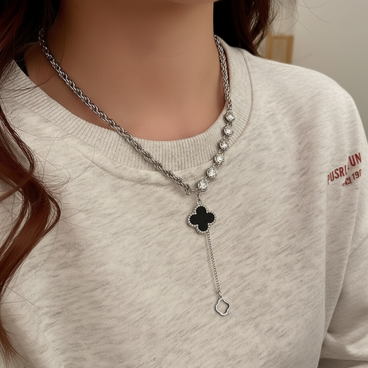 Monochrome Clover Lariat