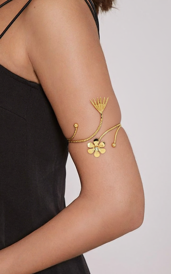 Venus Bloom Cuff