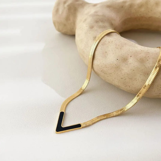 The Vanta Noir Luxe V Necklace