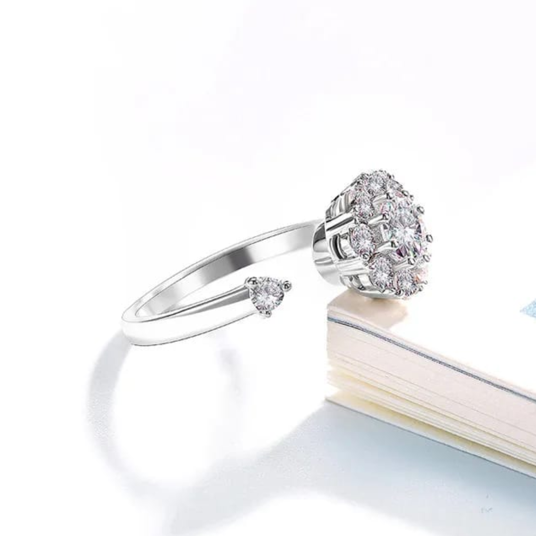 Twirl Bloom Solitaire Ring