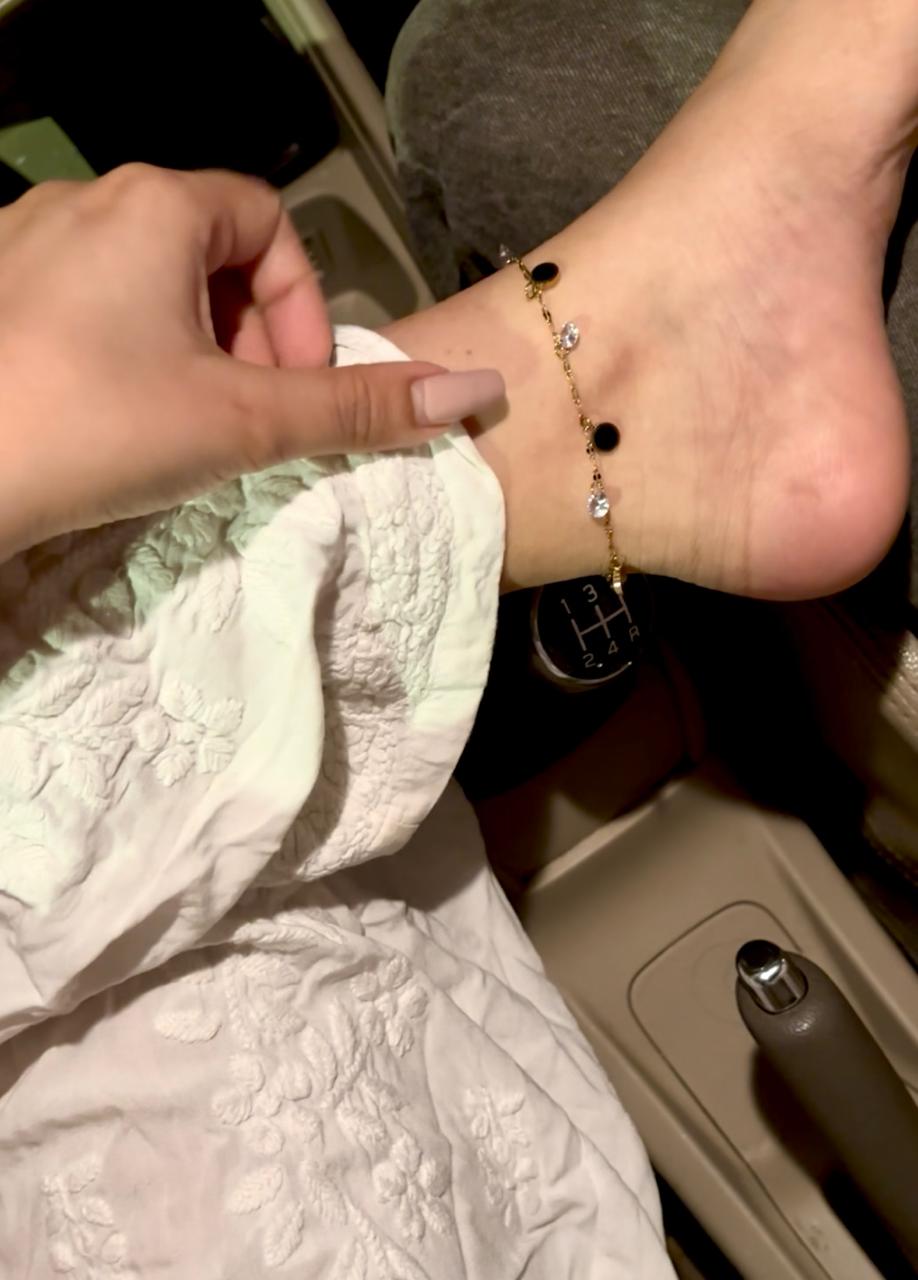 Noir Charm Dangle Anklet