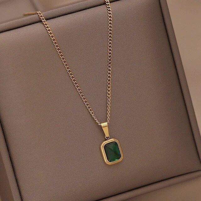 The Emerald Gleam Necklace