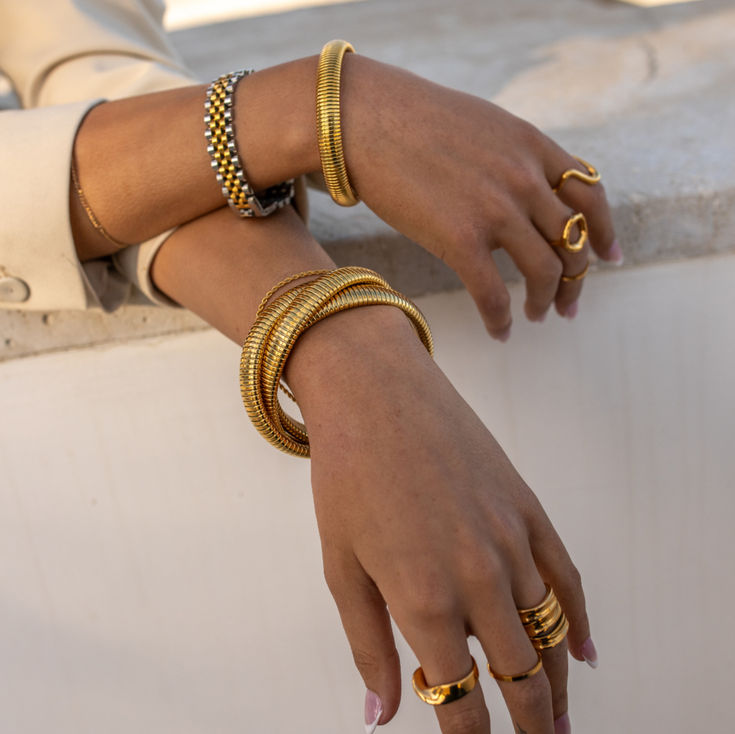 The Majesty Twist Bracelet (SET OF 2)