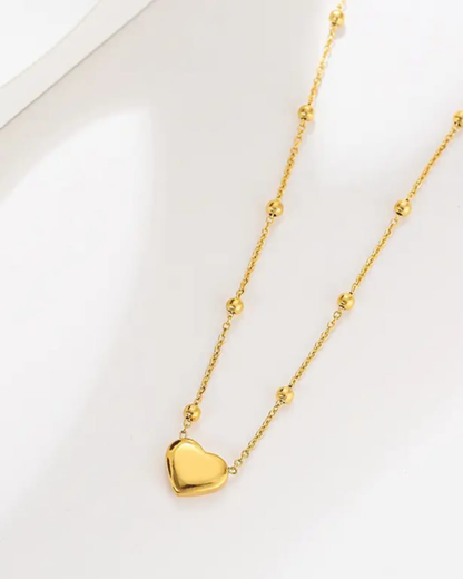 The Heartline Drop Necklace