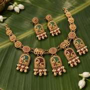 Kaveri Necklace Set