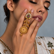 Vaidehi Kundan Statement Ring
