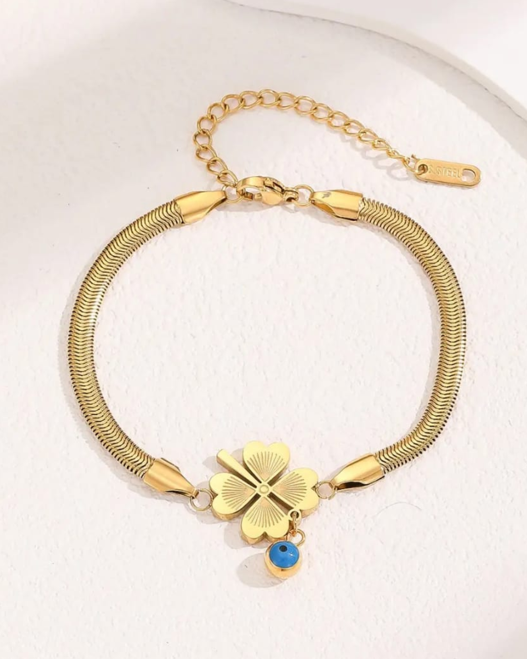 Lucky Promise Clover Bracelet
