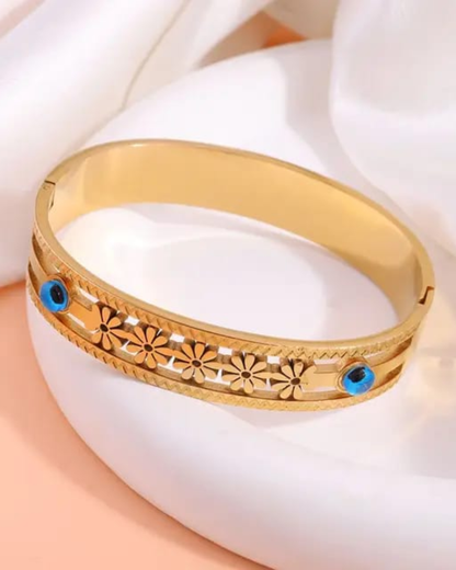 Floral Nazar Gold Bracelet