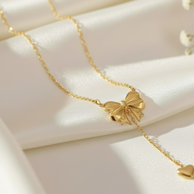 The Bow Necklace