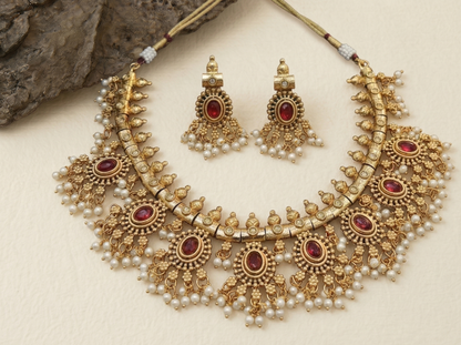 Ratna Kanti Vilasam Choker Set