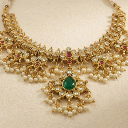 Ratna Chandrika Kundan Choker Set