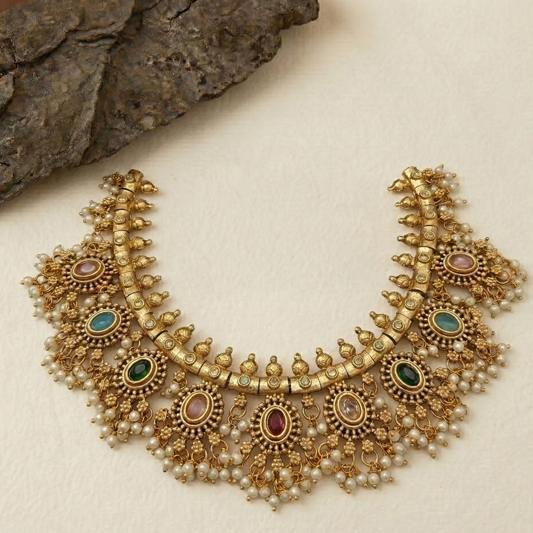 Ratna Kanti Vilasam Choker Set