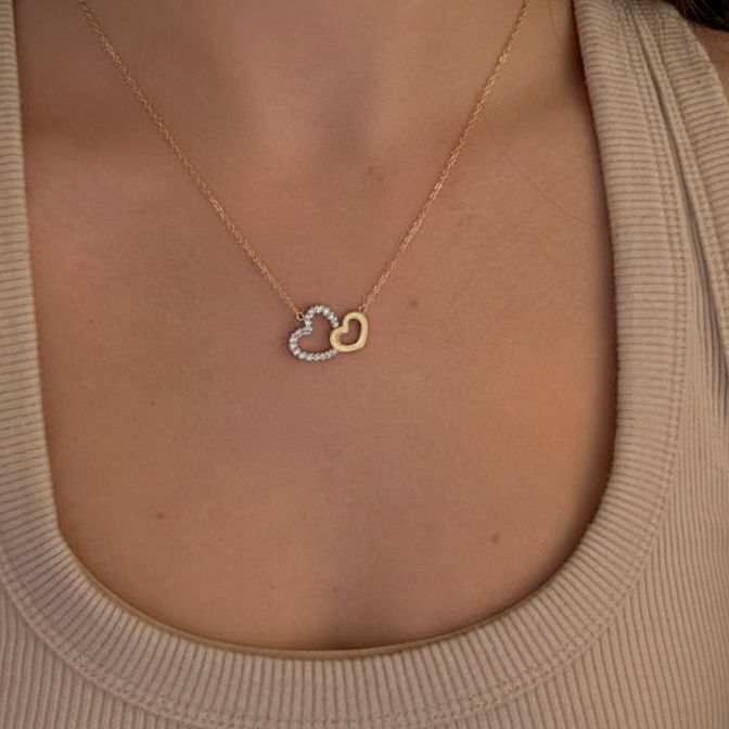 Eterna Charm