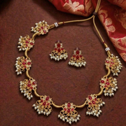 Ratna Pushpa Jaalam Necklace Set