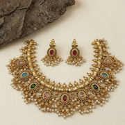 Ratna Kanti Vilasam Choker Set