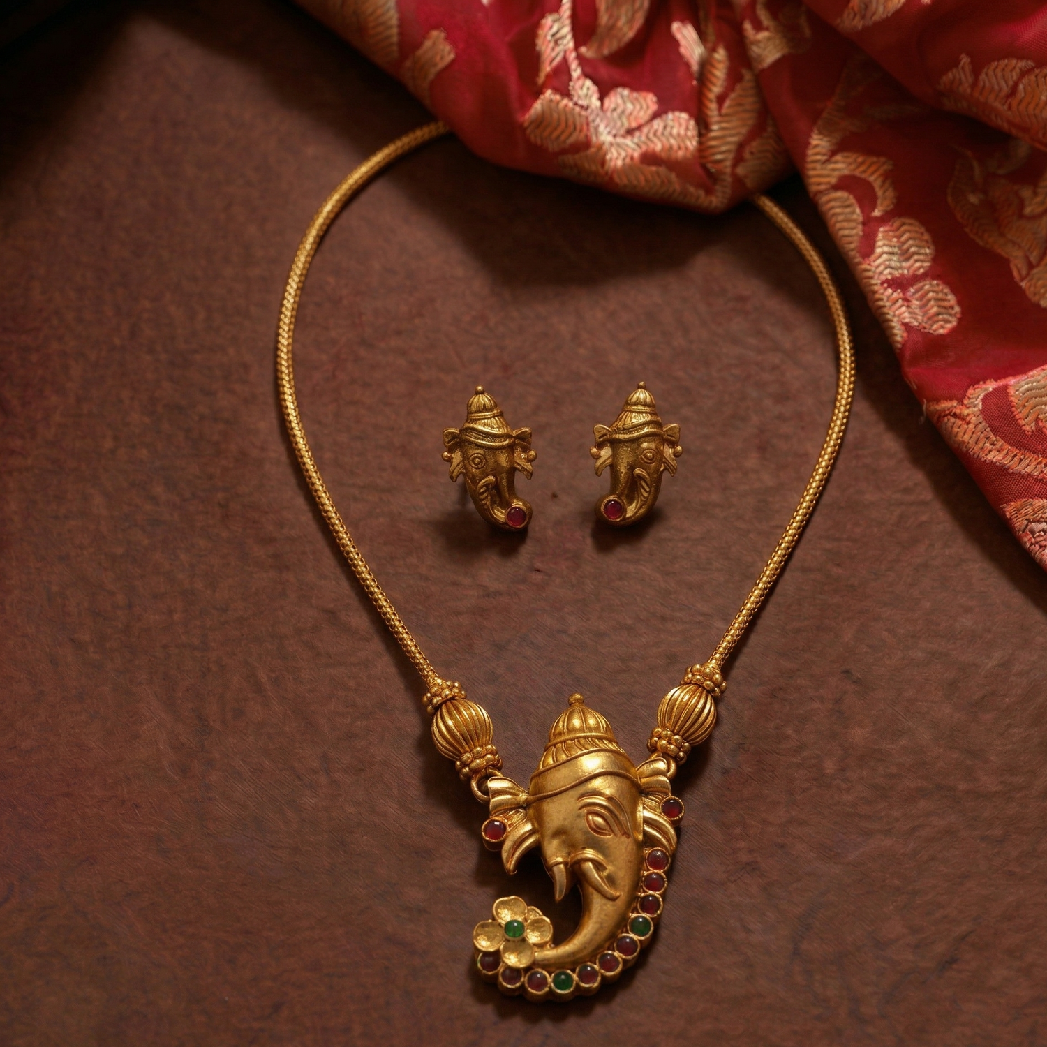 Vighnaharta Necklace and Earpiece Set