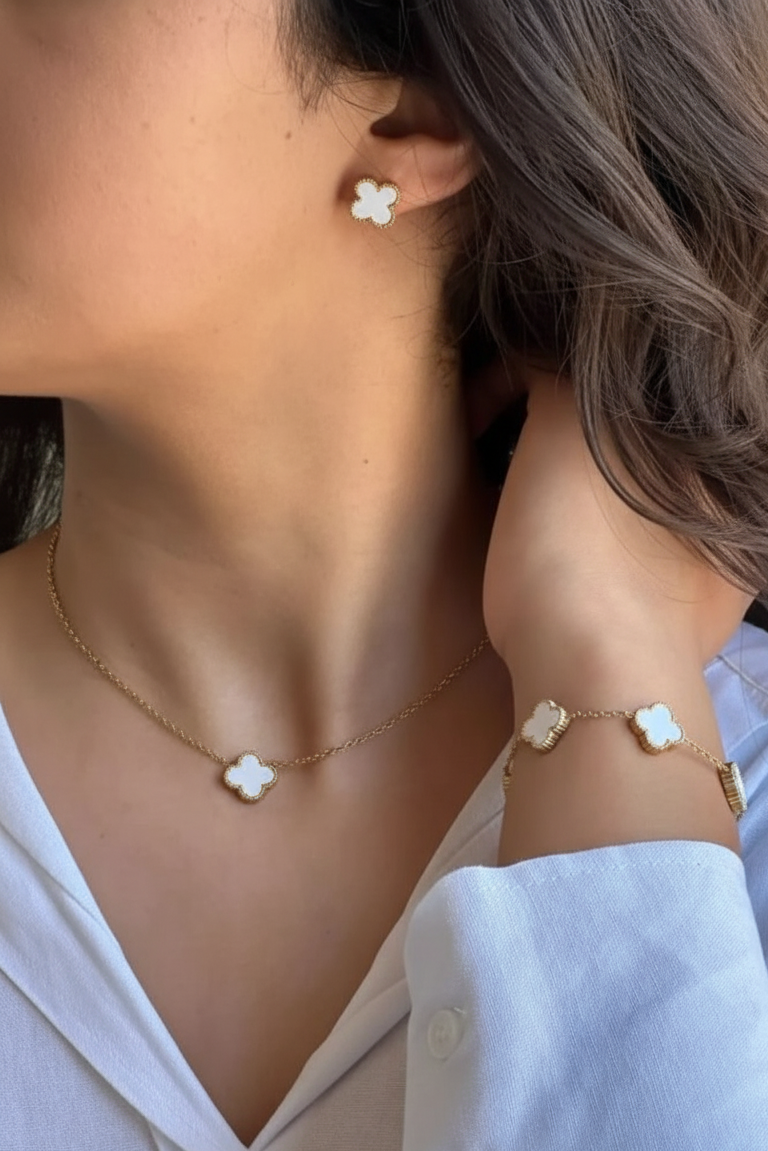 The Clover Set