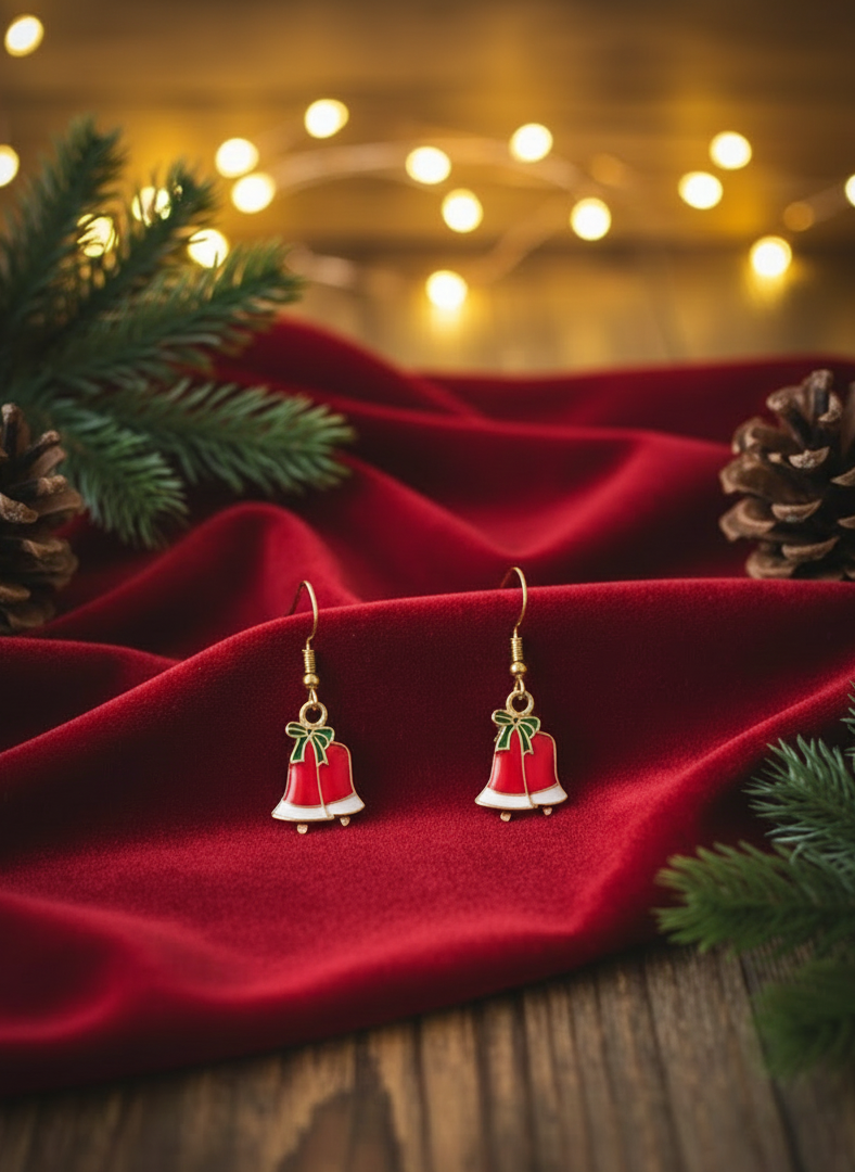 Holly Chime Christmas Jewelry Set