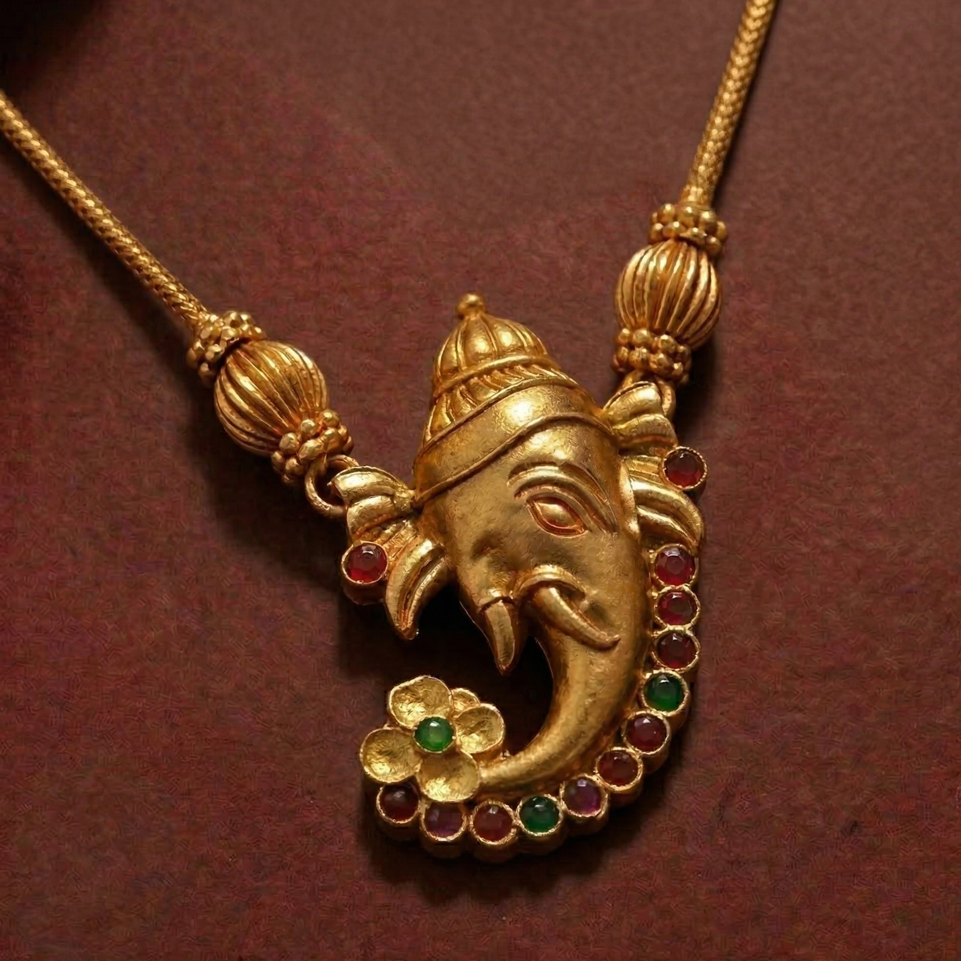 Vighnaharta Necklace and Earpiece Set