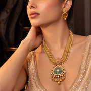 Meher Emerald Set