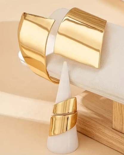Dual Block Gold cuff set