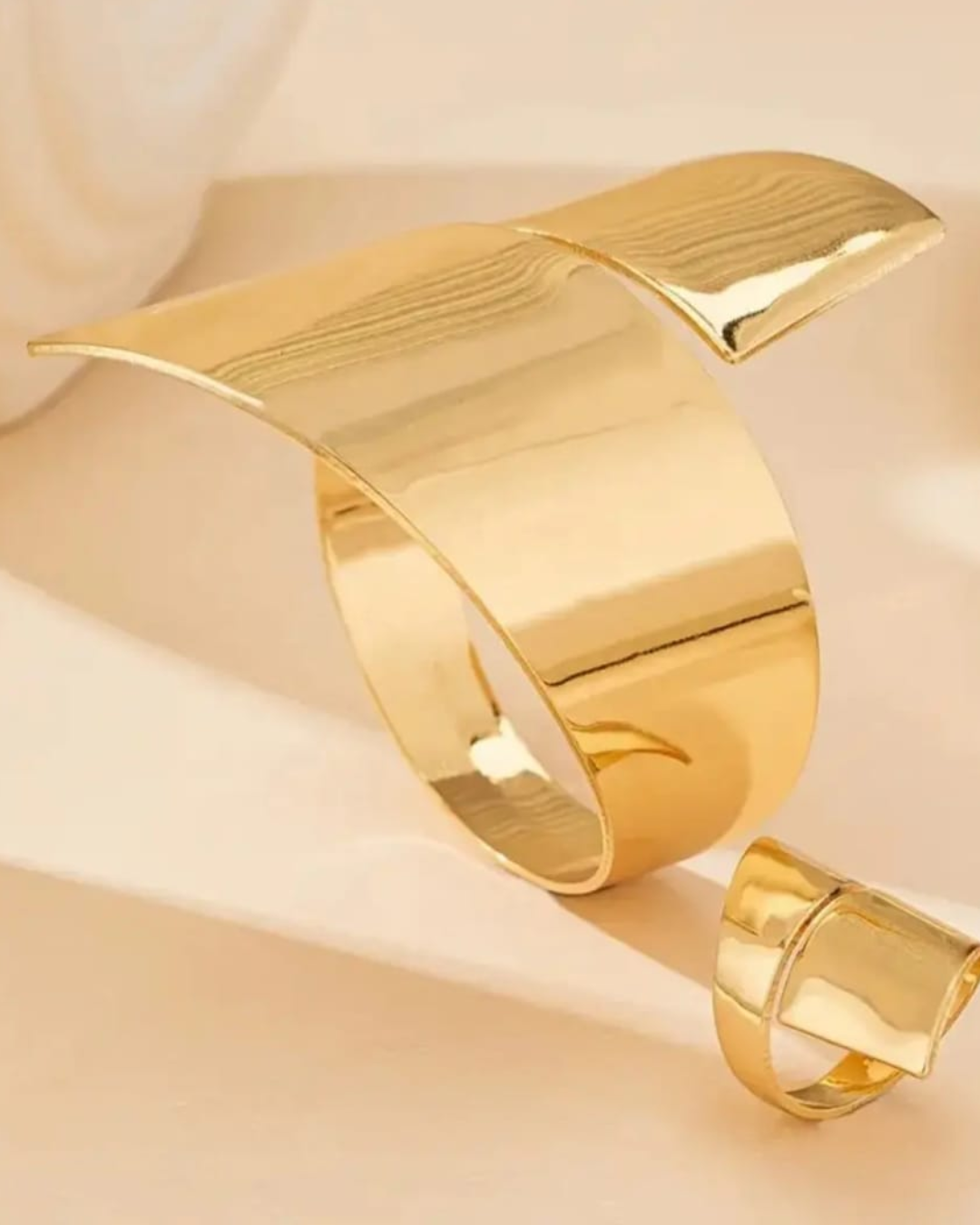 Dual Block Gold cuff set