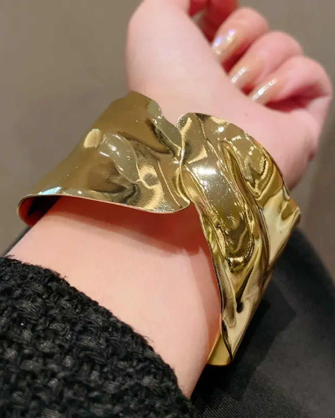 Crush Gold Statement Cuff