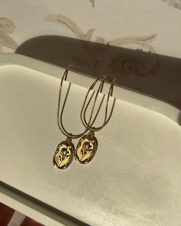 Golden Rose Medallion Necklace