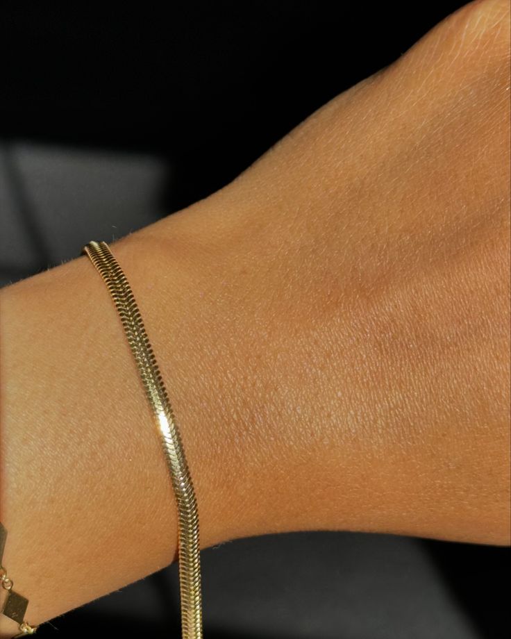 The Eveline Bracelet ( Edition: Gold)