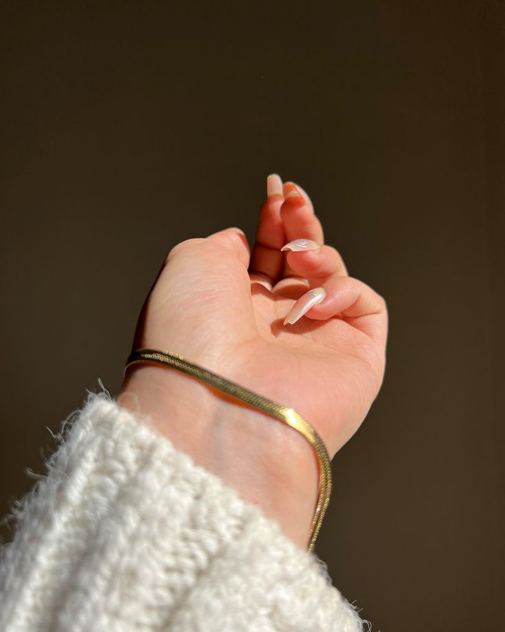 The Eveline Bracelet ( Edition: Gold)