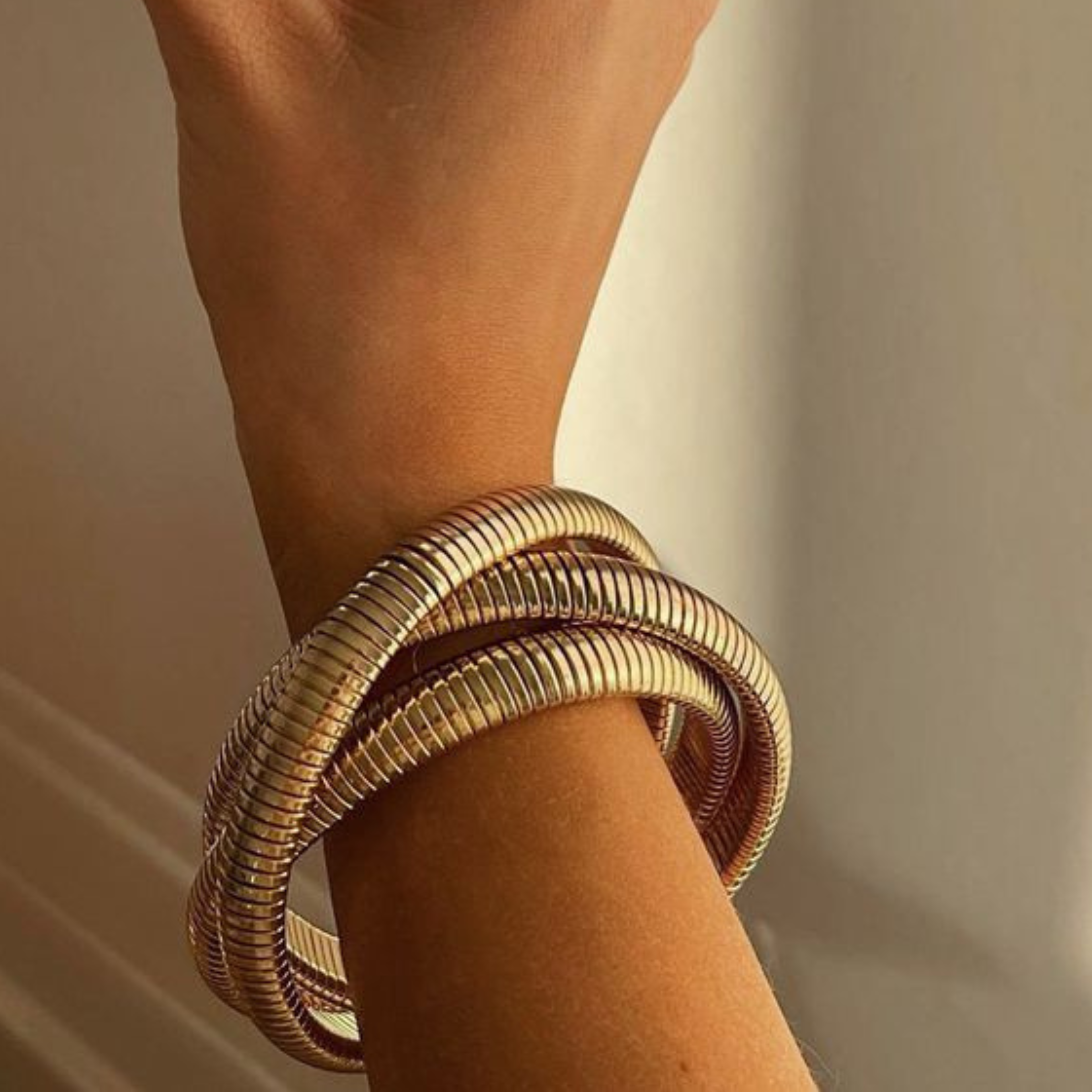 The Majesty Twist Bracelet (SET OF 2)