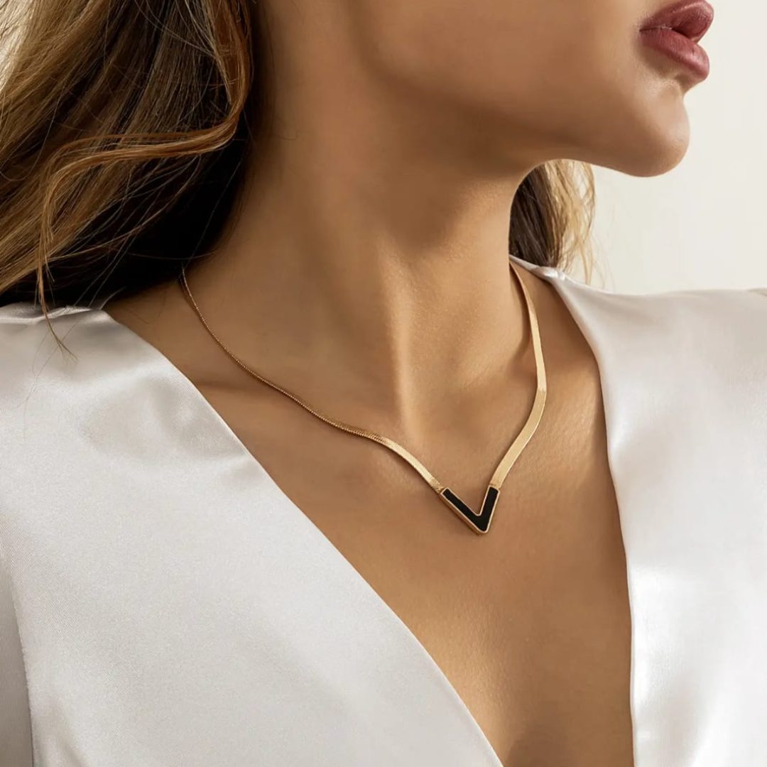 The Vanta Noir Luxe V Necklace
