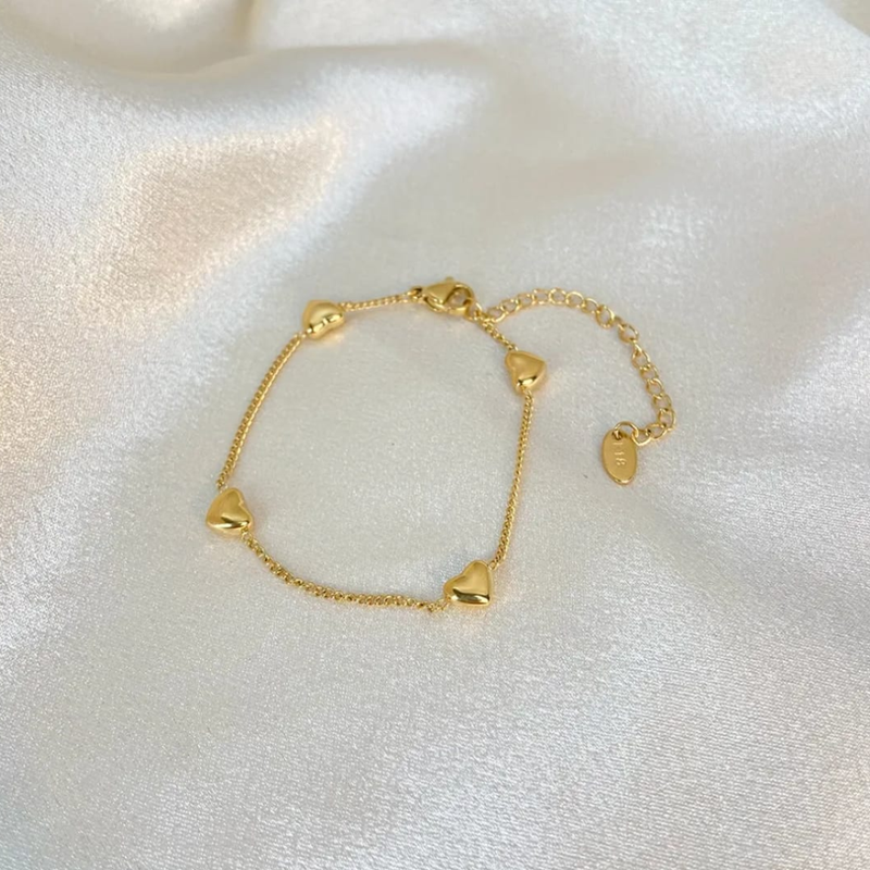 Hearts Aflutter Anklet–Bracelet