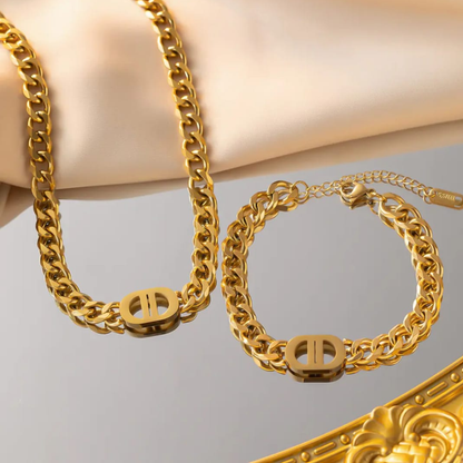 Regal Emblem Chain Set