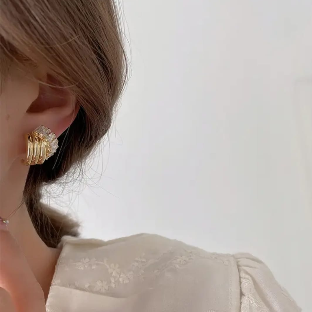 Aurelia Diamond Glow Earrings