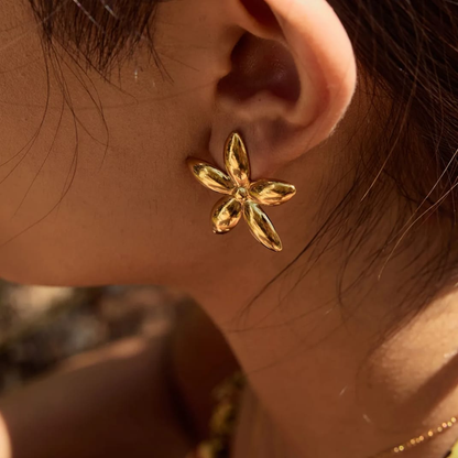 Manhattan Orchid Gold Studs 18k gold plating