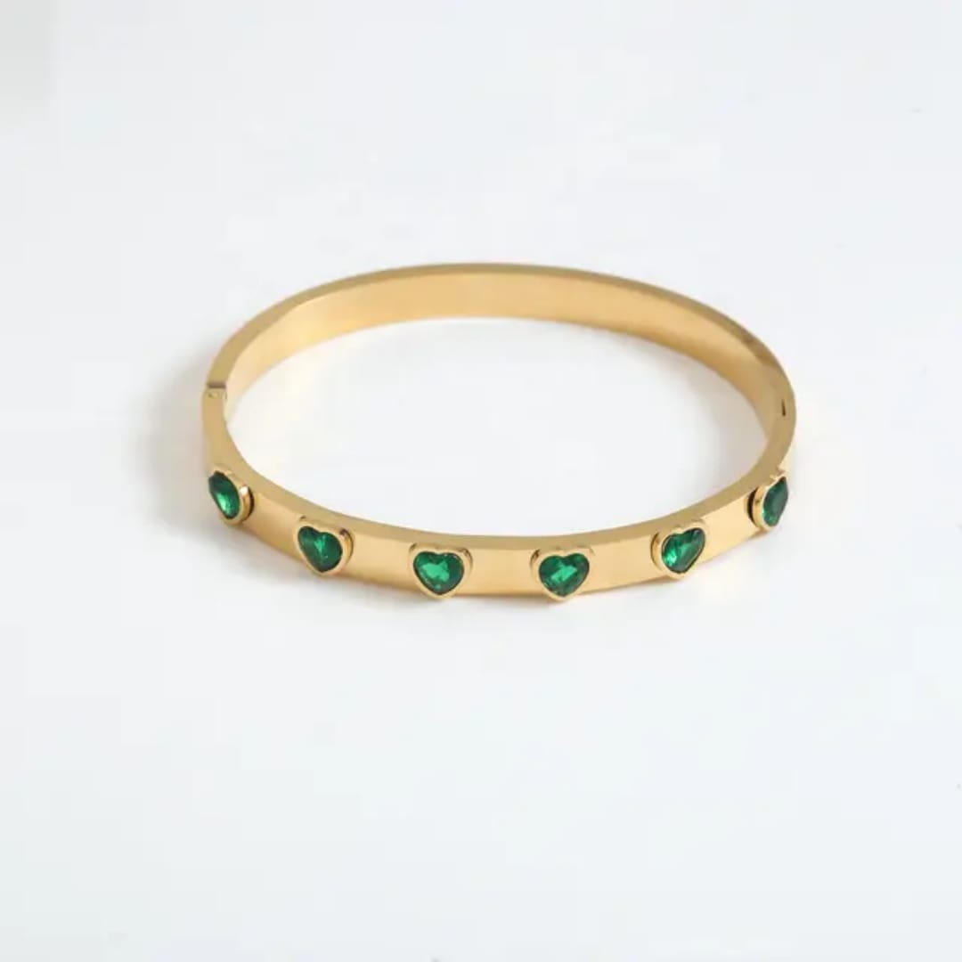 Green Heart Stone Bracelet