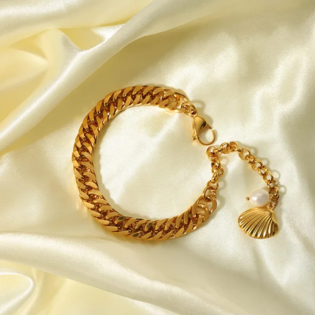 Golden Tide Shell Charm Bracelet