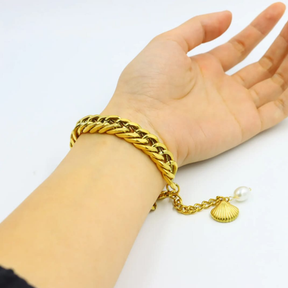 Golden Tide Shell Charm Bracelet