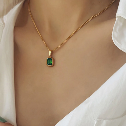 The Emerald Gleam Necklace