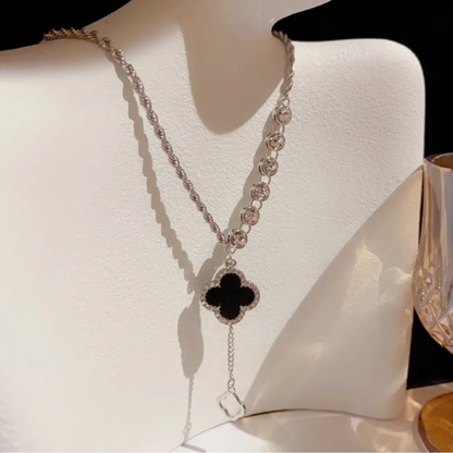 Monochrome Clover Lariat