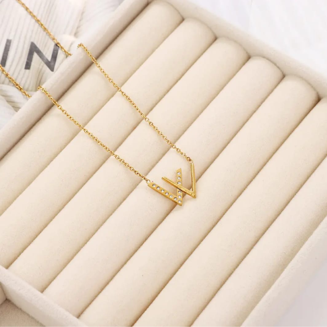 The V Harmony Luxe Necklace