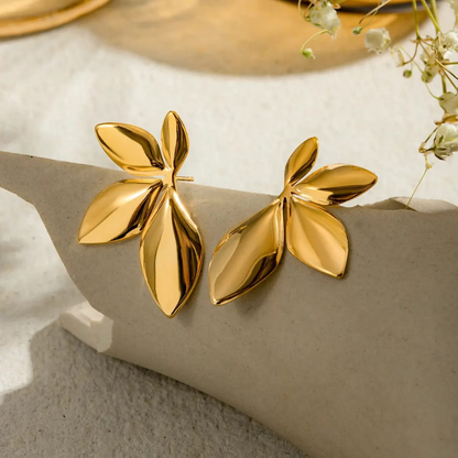 The Golden Half-Bloom Leaf Set