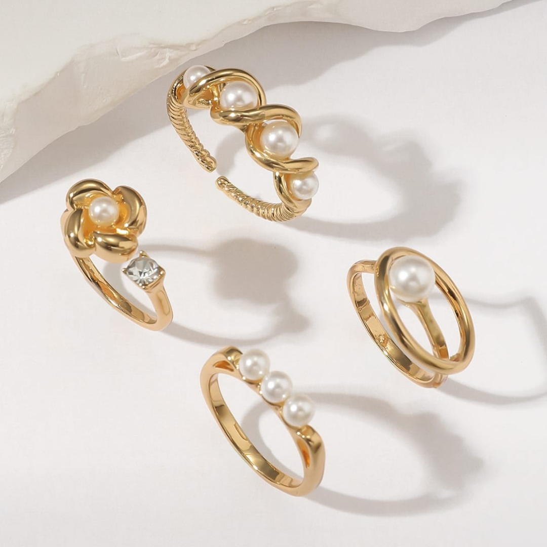 Pearl Gold Quartet Ring Set
