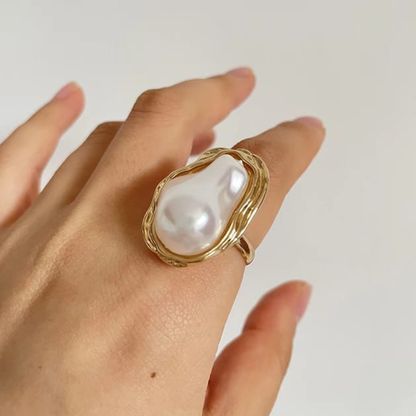 Baroque Pearl Royal Ring