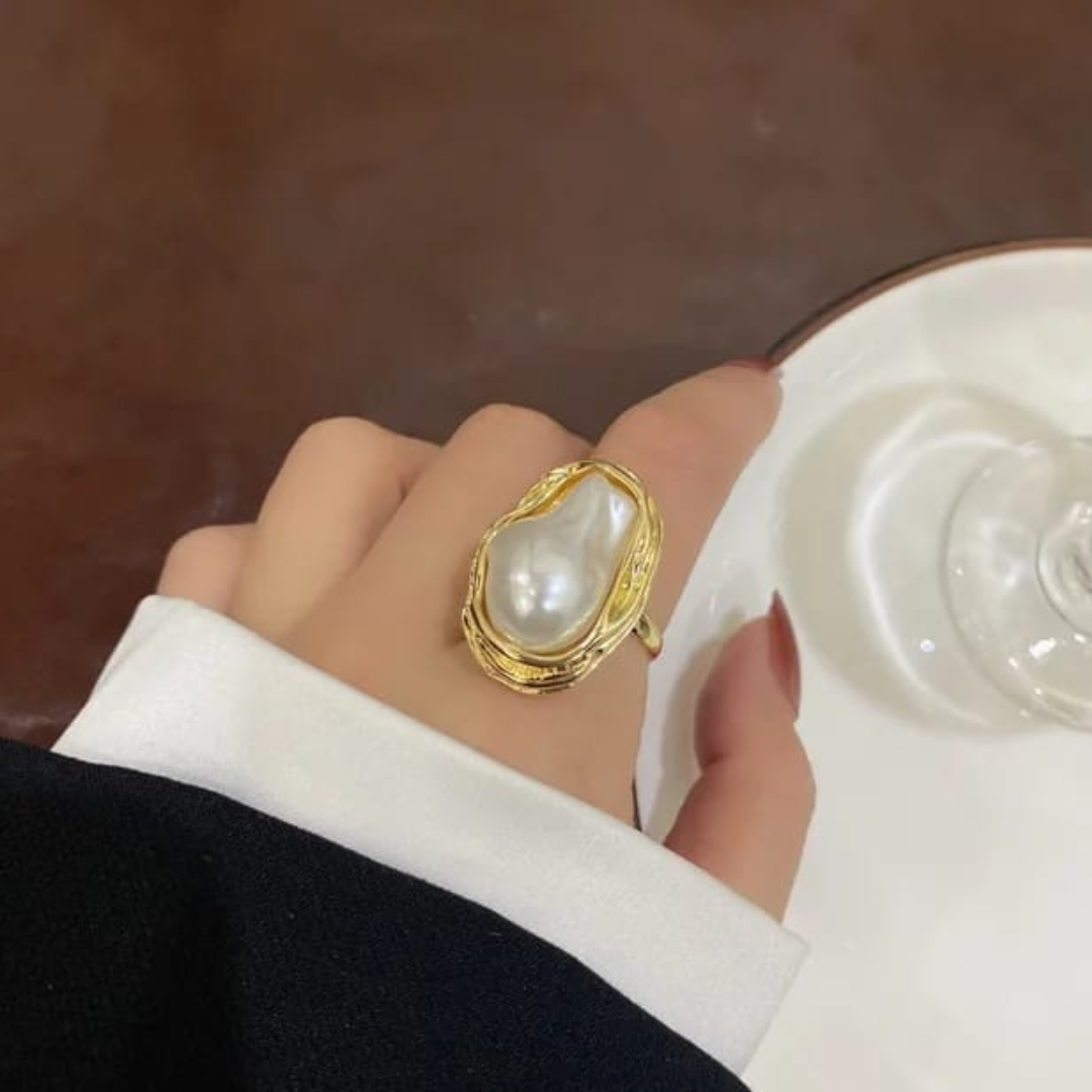 Baroque Pearl Royal Ring