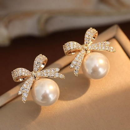 Antique Rhinestone Classic Studs