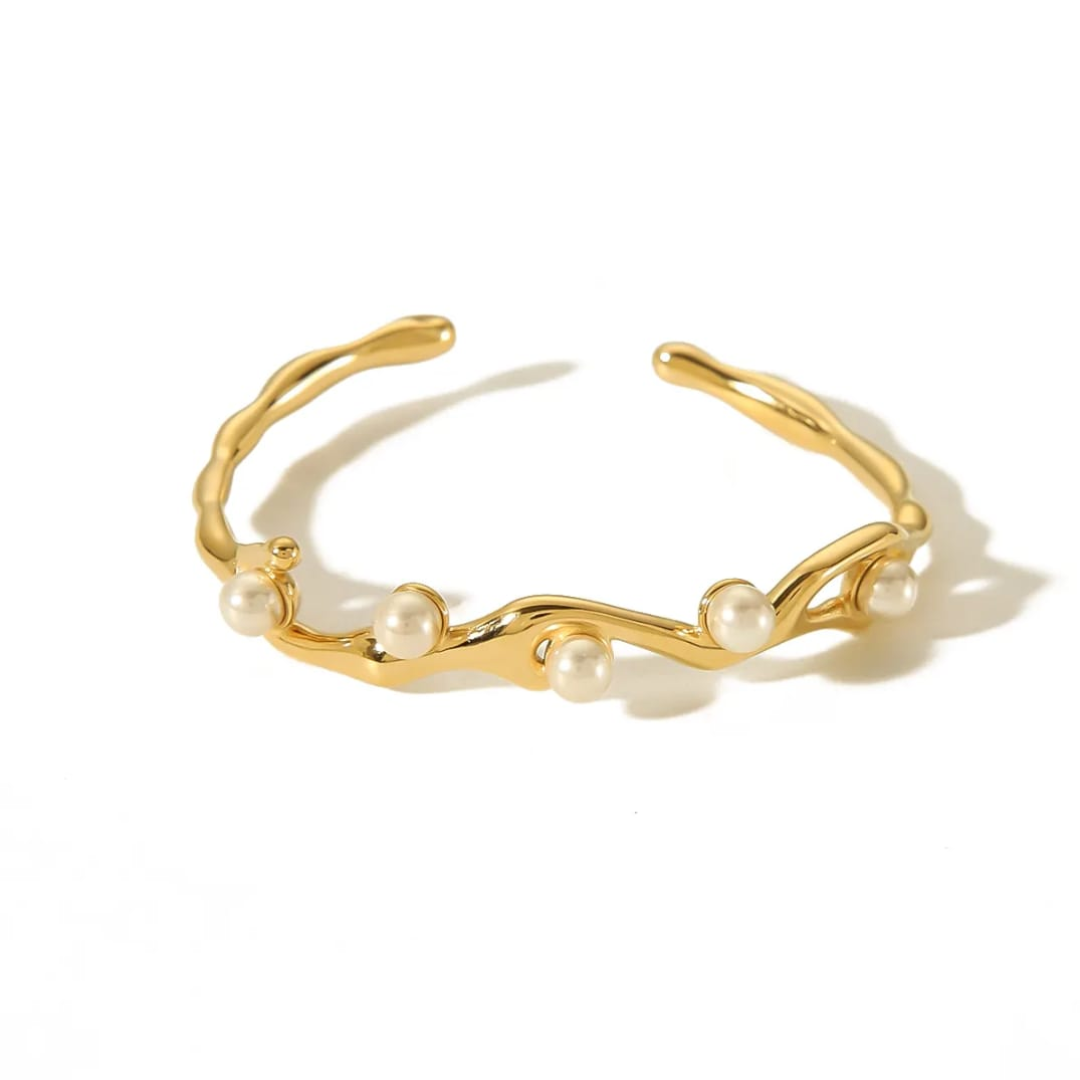 White Pearl Glow Bracelet