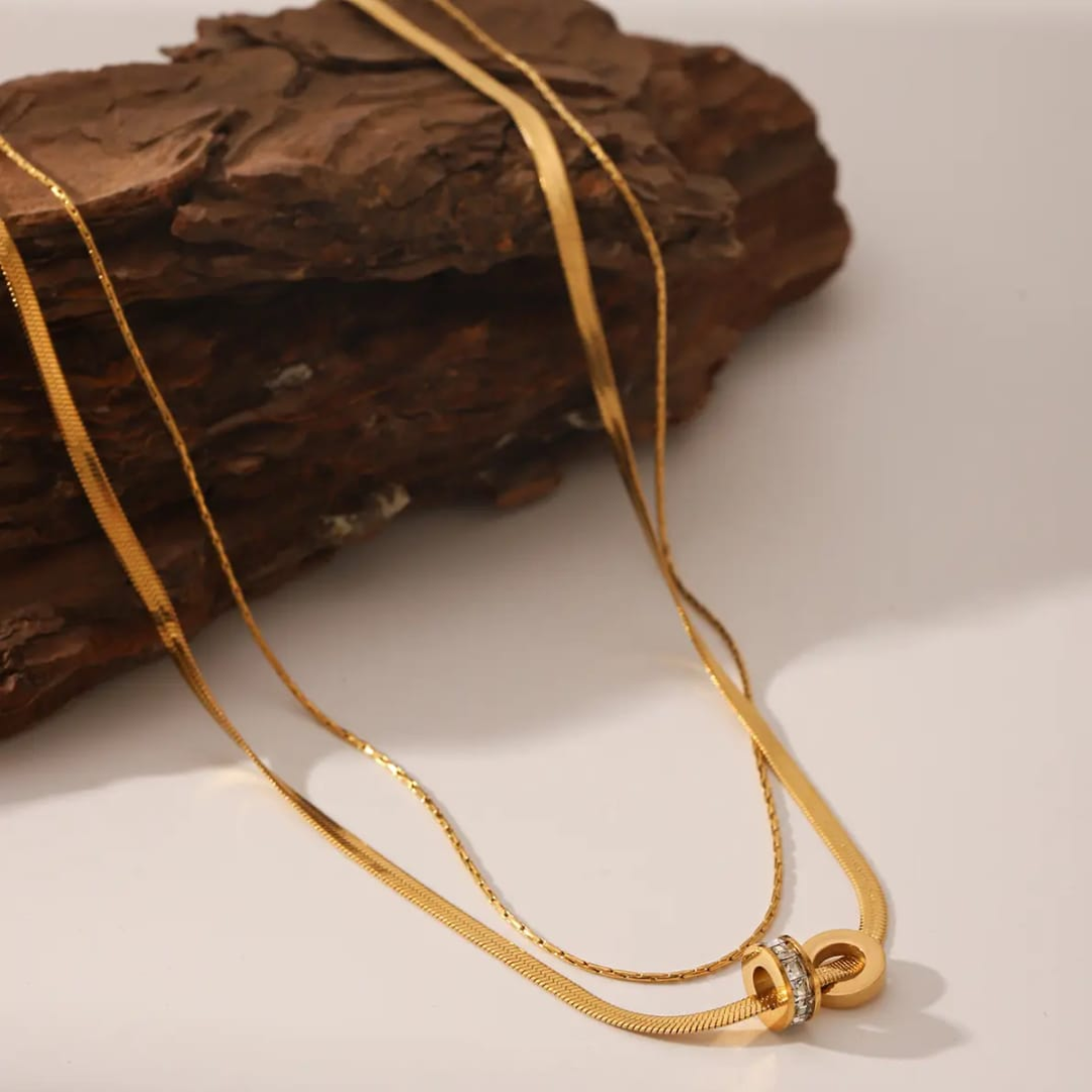 Eternal Duo Halo Necklace — 18K Gold Edition