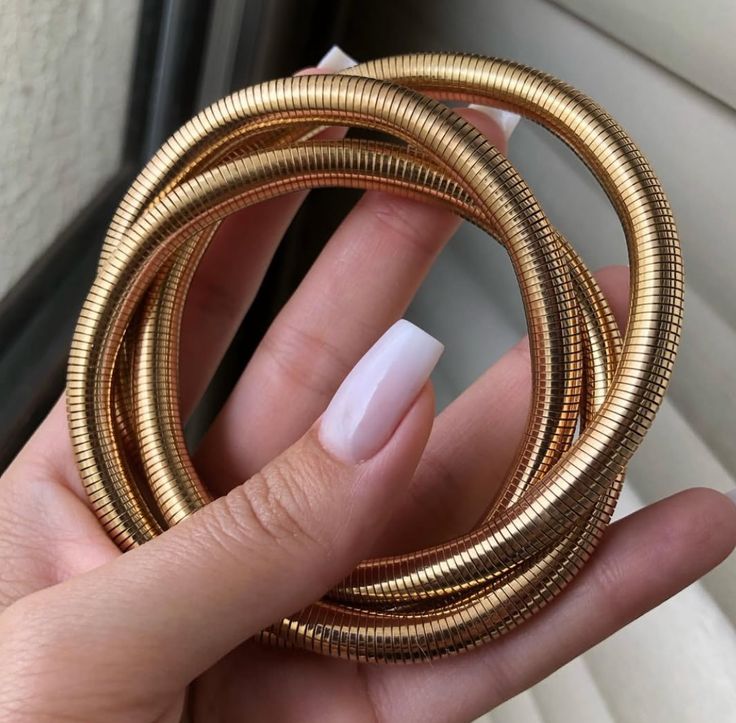 The Majesty Twist Bracelet (SET OF 2)